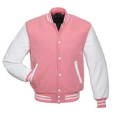 Rosa Collegejacke mit weißen Lederärmeln