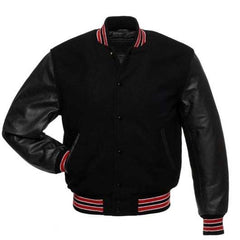 Schwarze und rot/weiße Collegejacke mit schwarzen Lederärmeln 